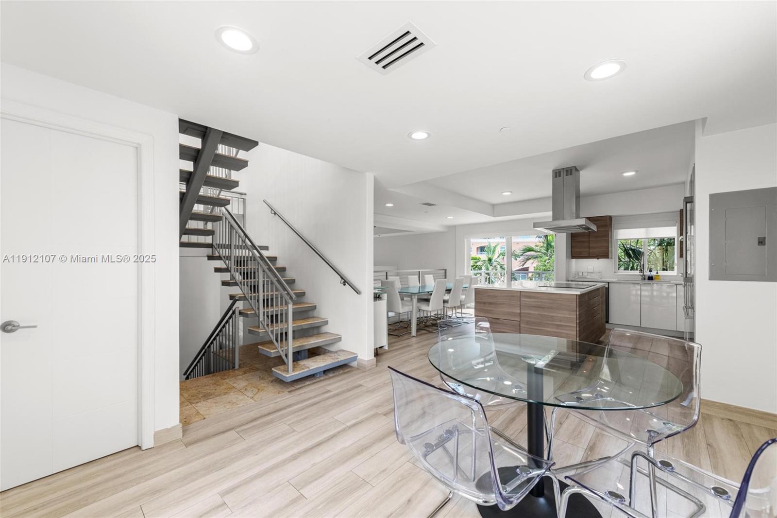 100 Jefferson Ave # 10019