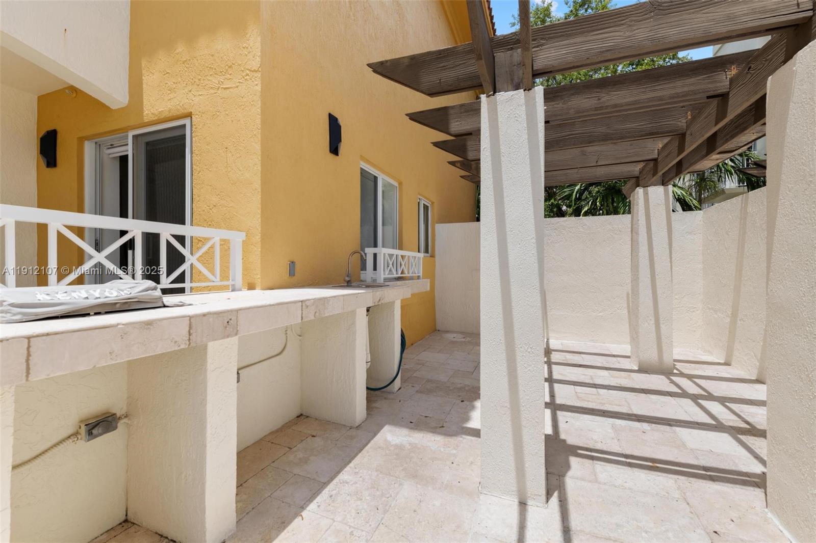 100 Jefferson Ave # 10019