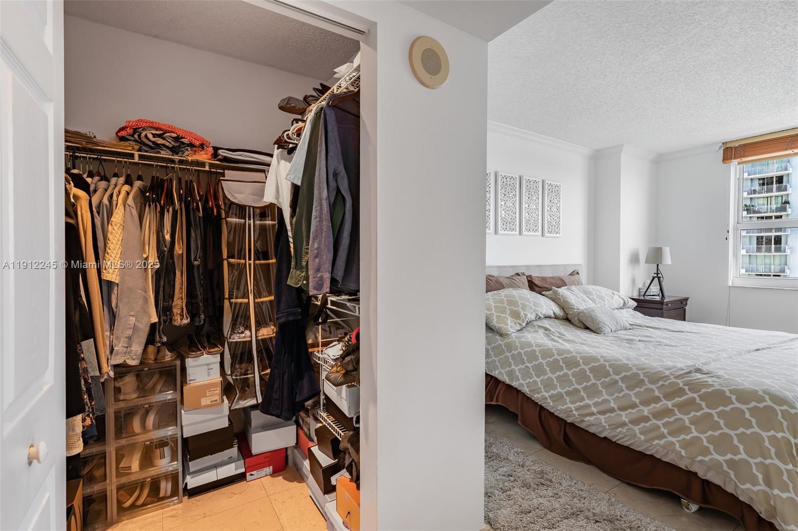 1155 BRICKELL BAY DR # 2708