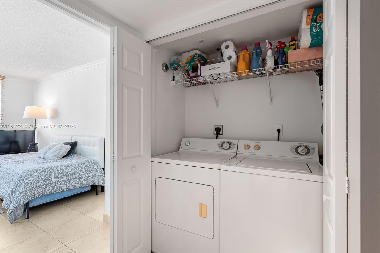 1155 BRICKELL BAY DR # 2708