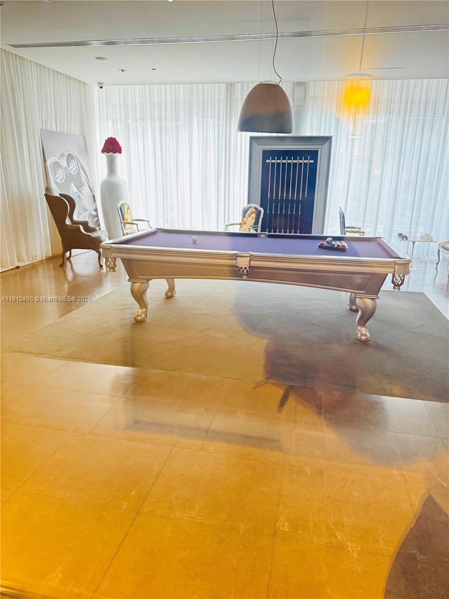 475 Brickell Ave # 808