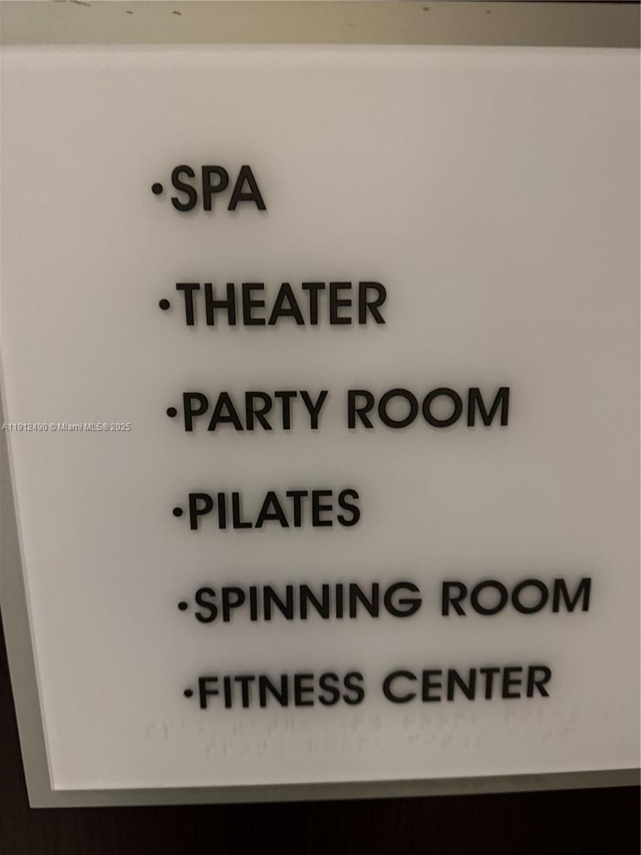 475 Brickell Ave # 808