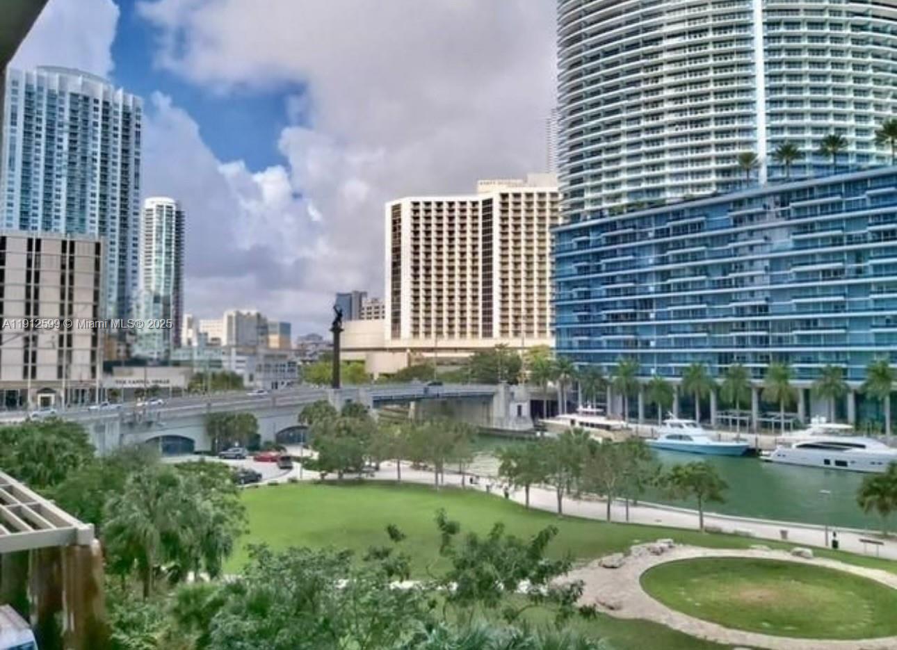 475 Brickell Ave # 510