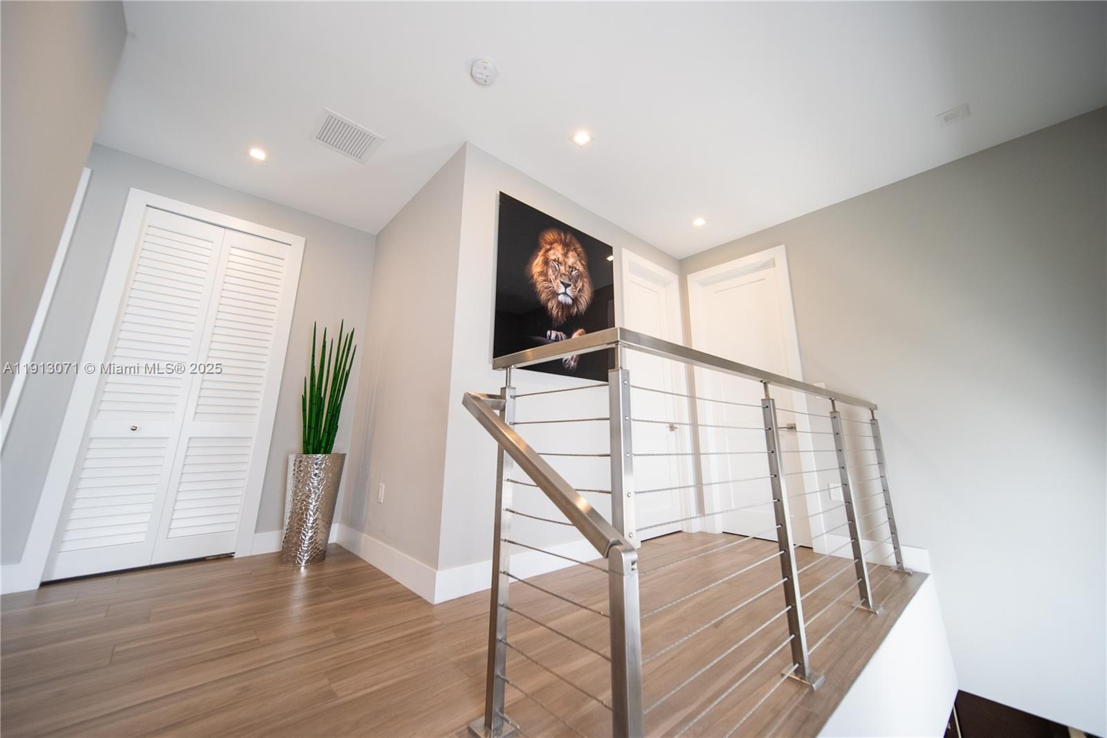 3651 SW 26th St # 3651