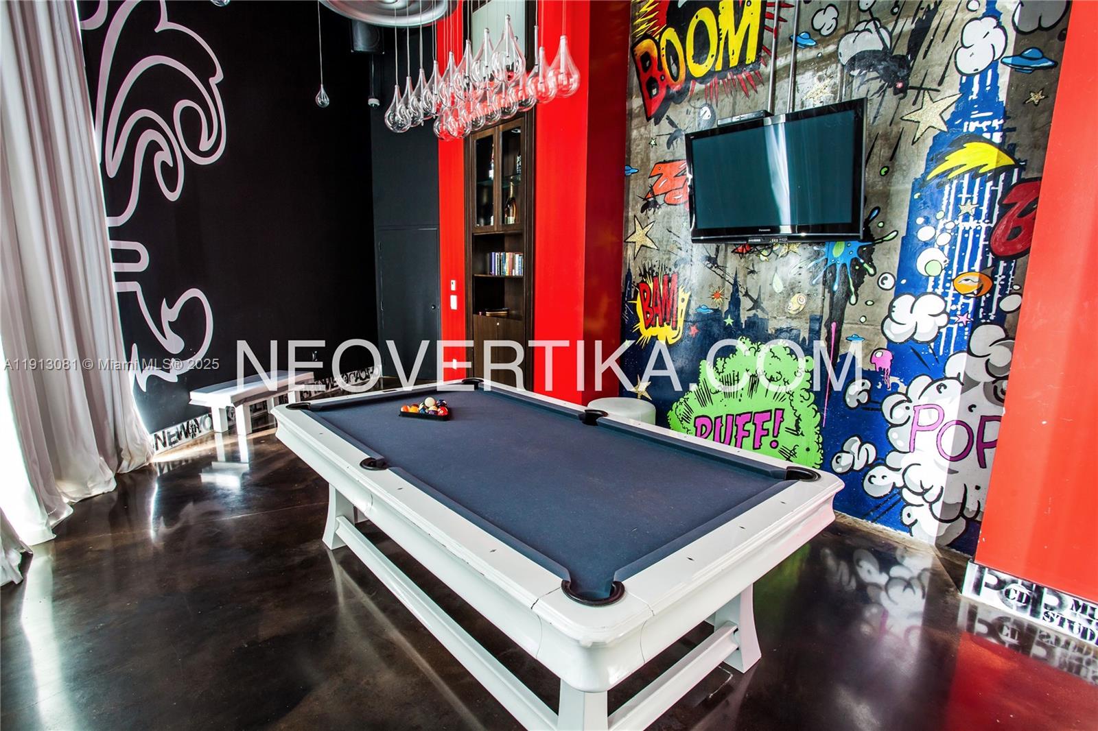 690 SW 1st Ct Unit: PHI20