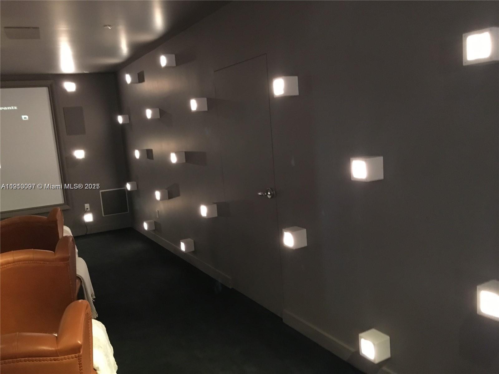 1300 S MIAMI AV Unit: 4111