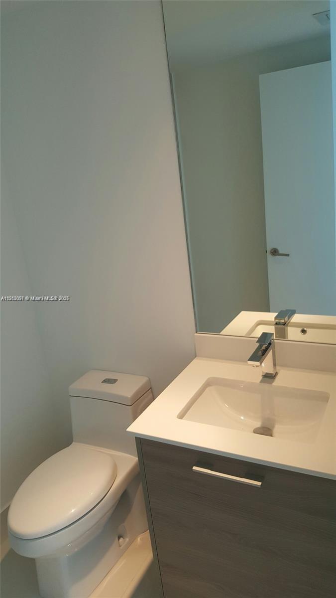 1300 S MIAMI AV Unit: 4111