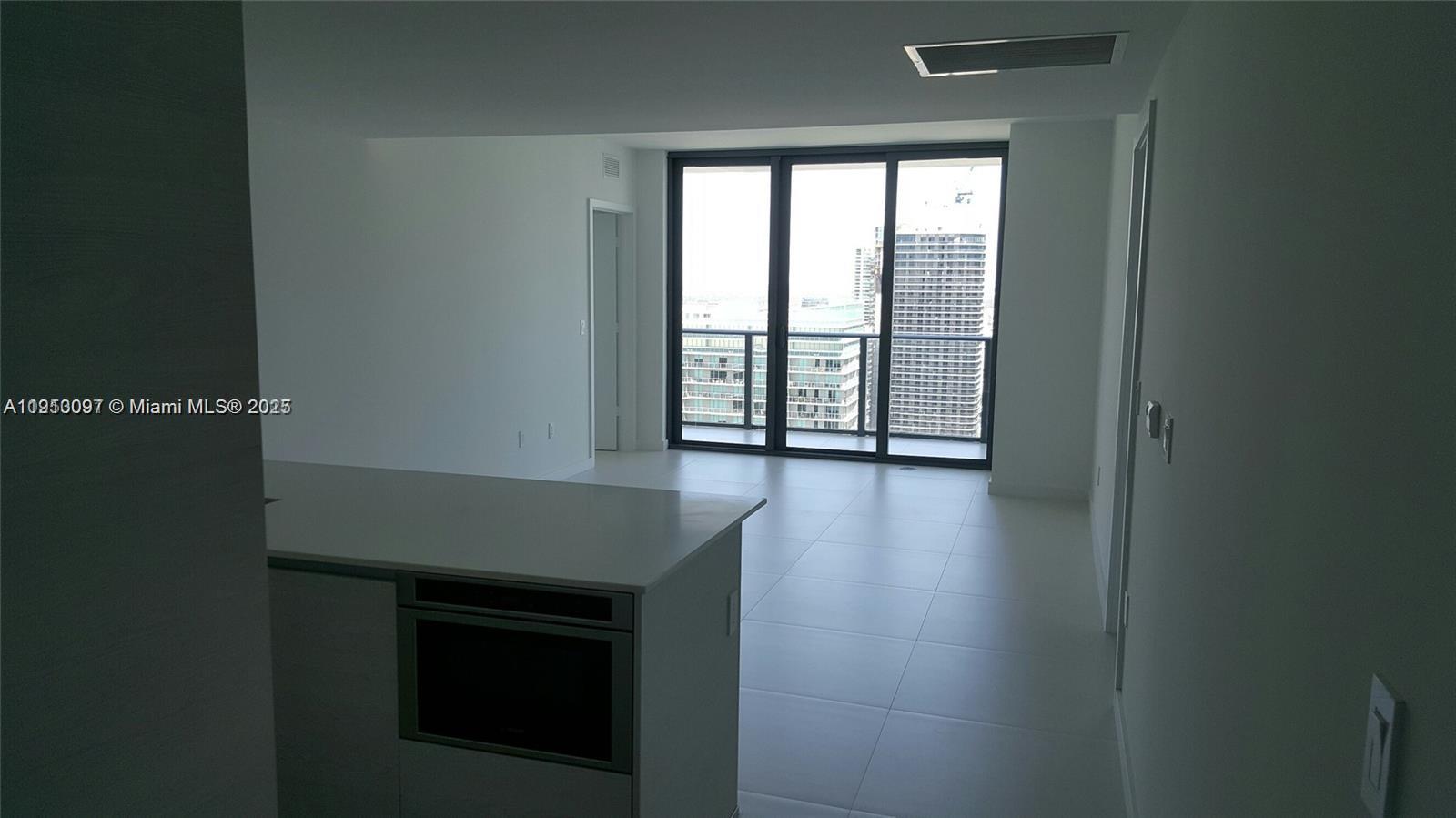 1300 S MIAMI AV Unit: 4111