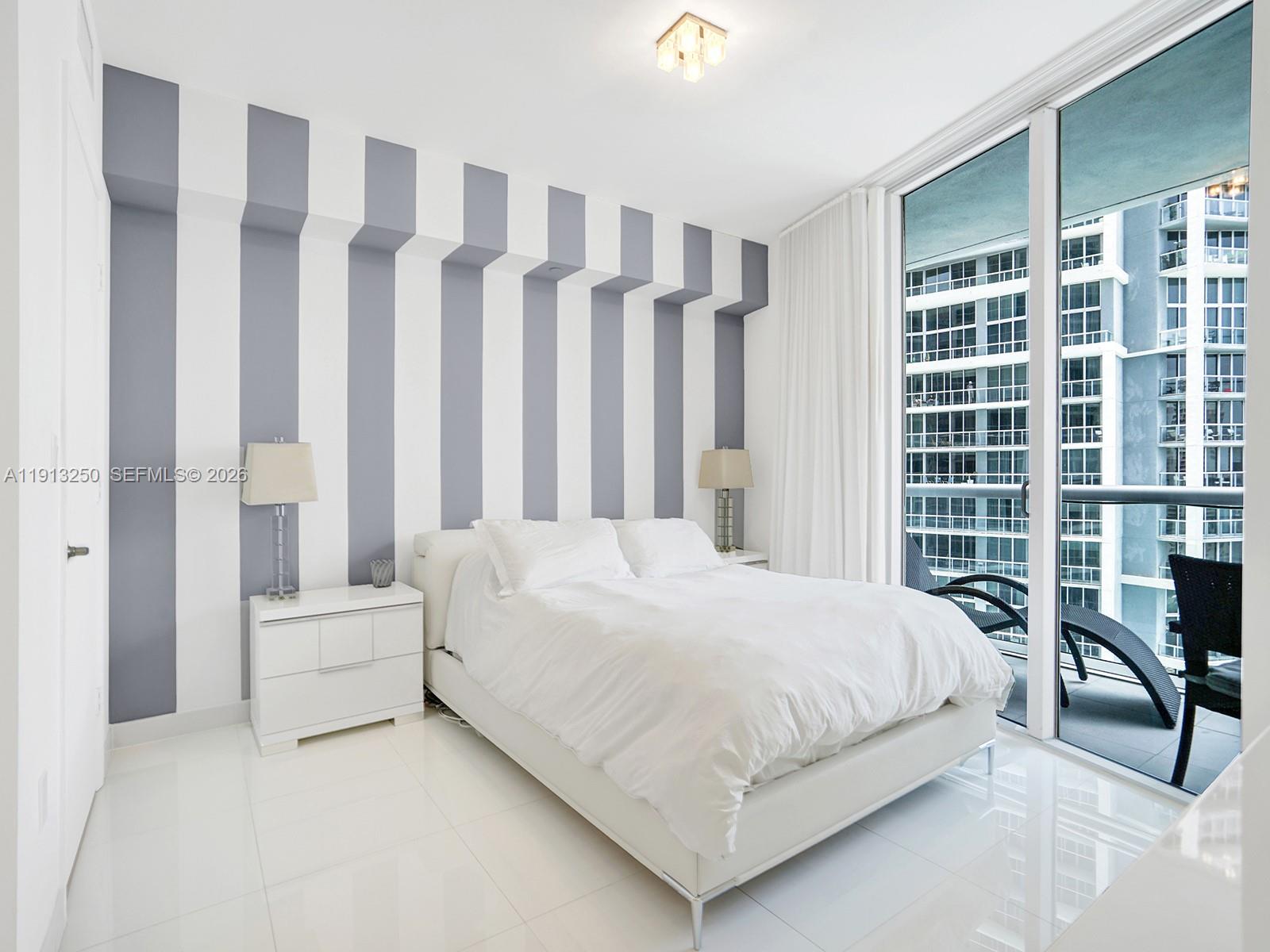 495 Brickell Ave # 2504