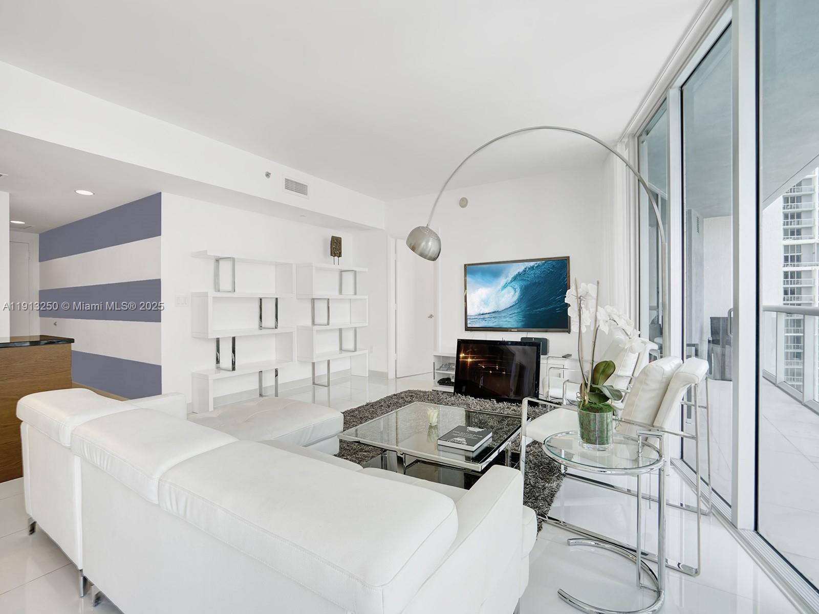 495 Brickell Ave # 2504