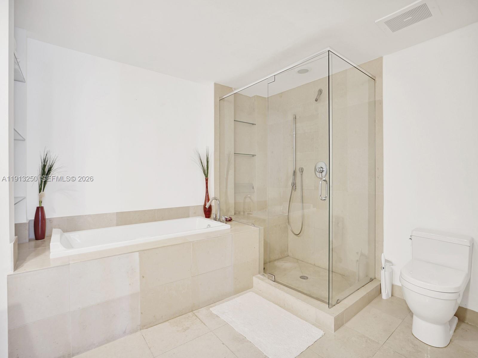 495 Brickell Ave # 2504