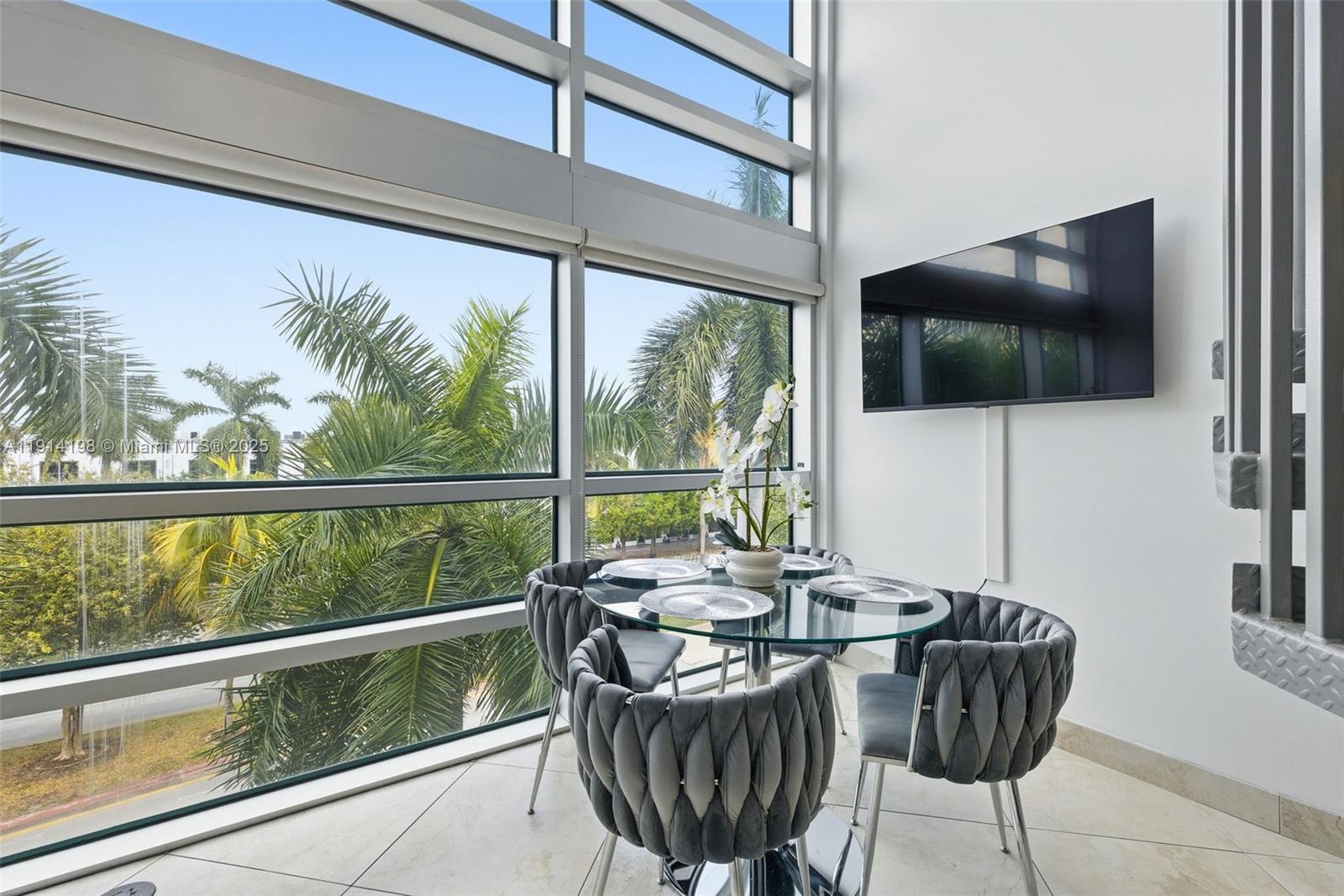 421 Meridian Ave # 16