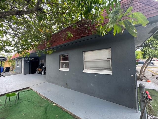 7810 SW 10th St