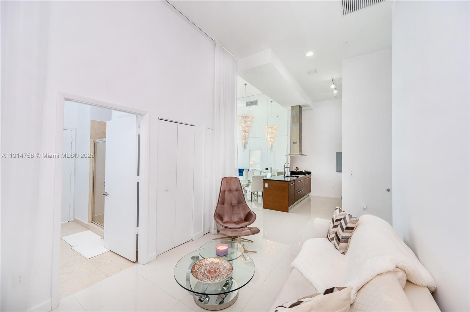 495 SE Brickell Ave # 4103
