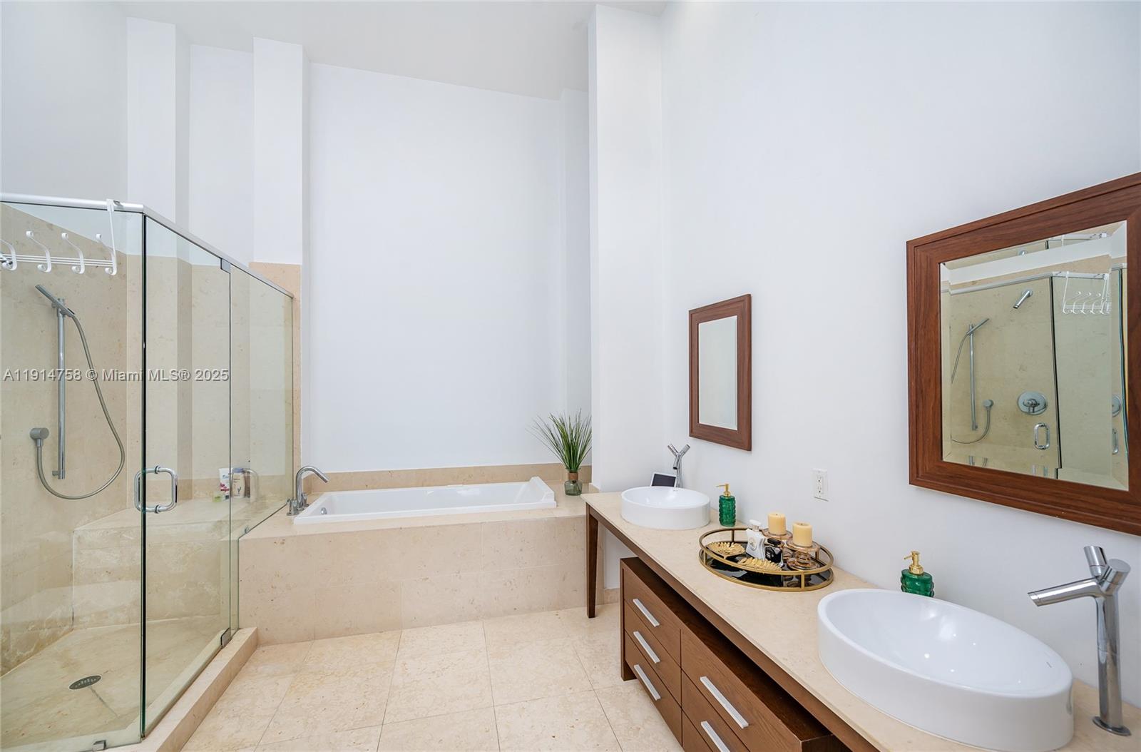 495 SE Brickell Ave # 4103