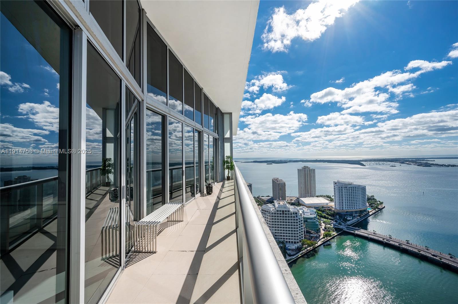 495 SE Brickell Ave # 4103