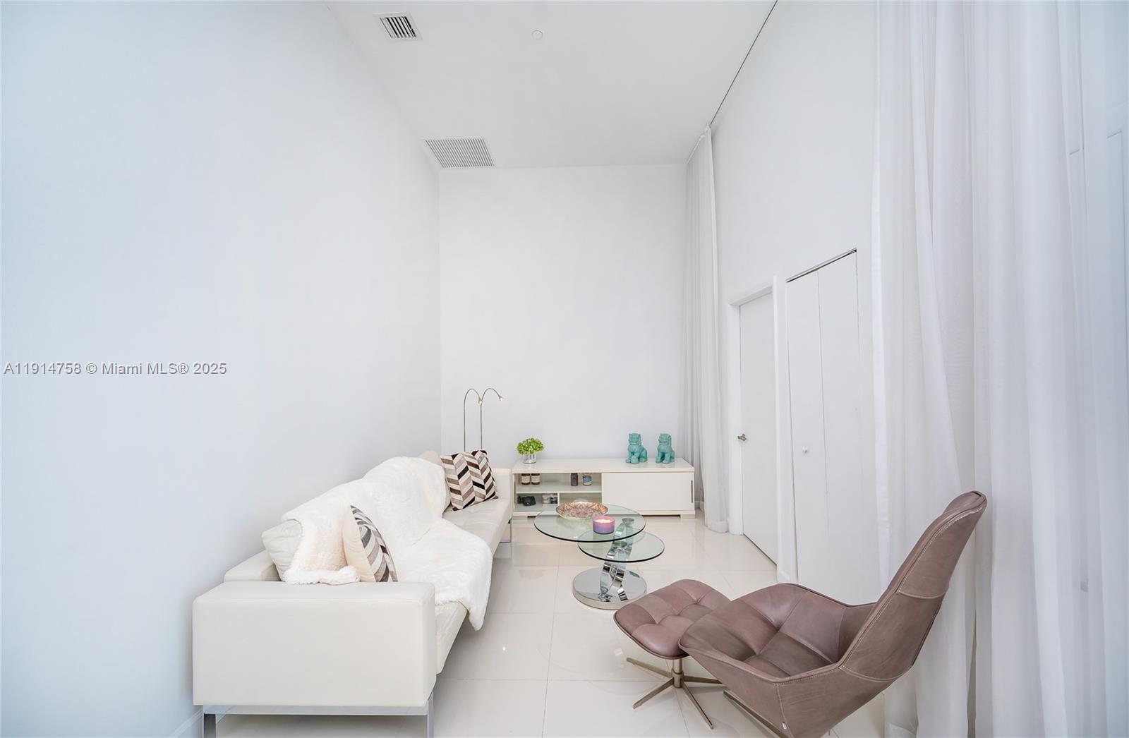 495 SE Brickell Ave # 4103