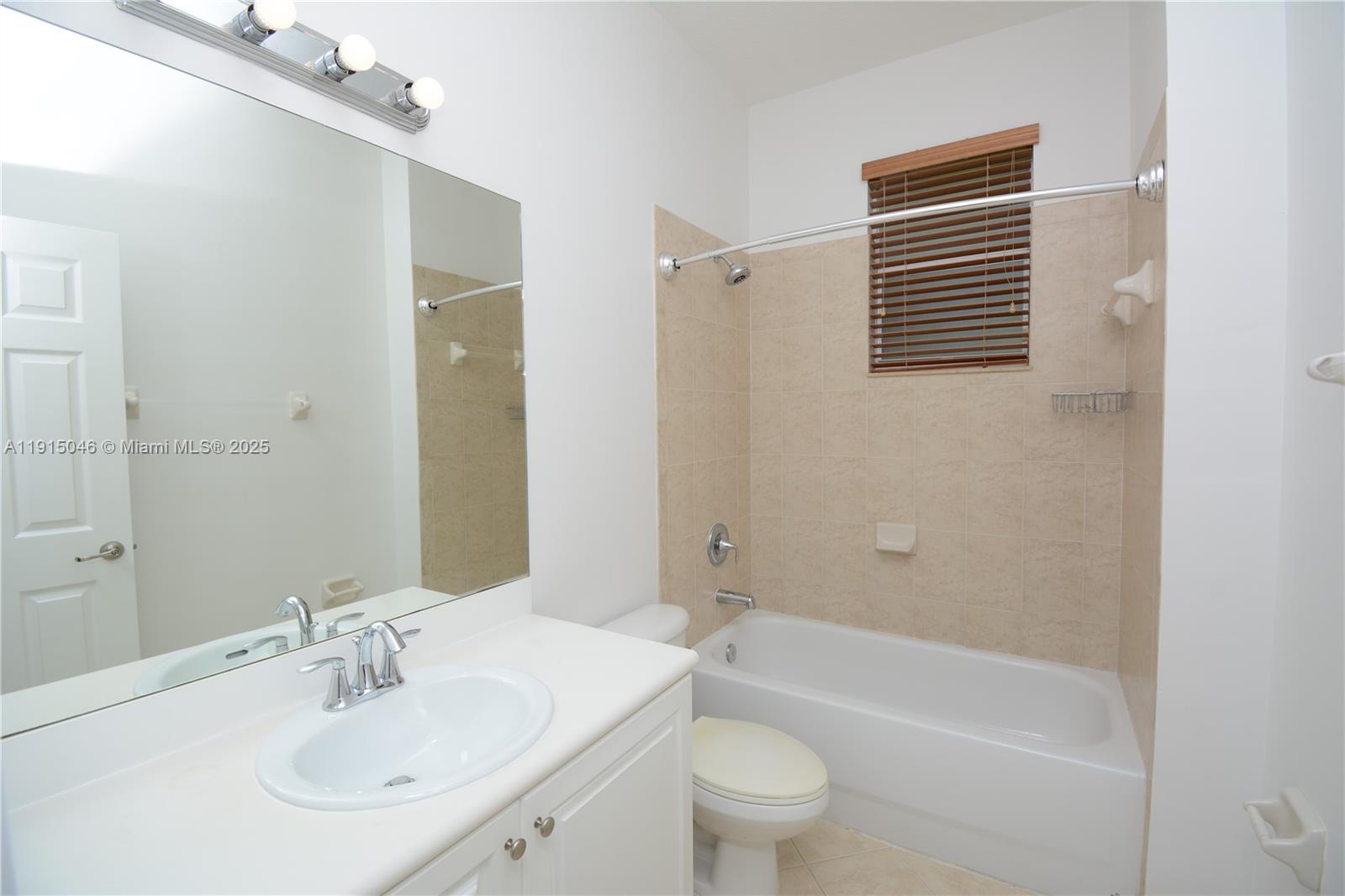 9219 SW 227th St # 12