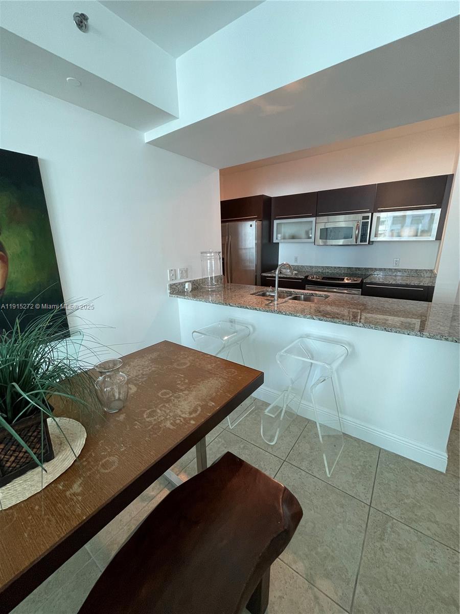 951 Brickell Ave # 1700