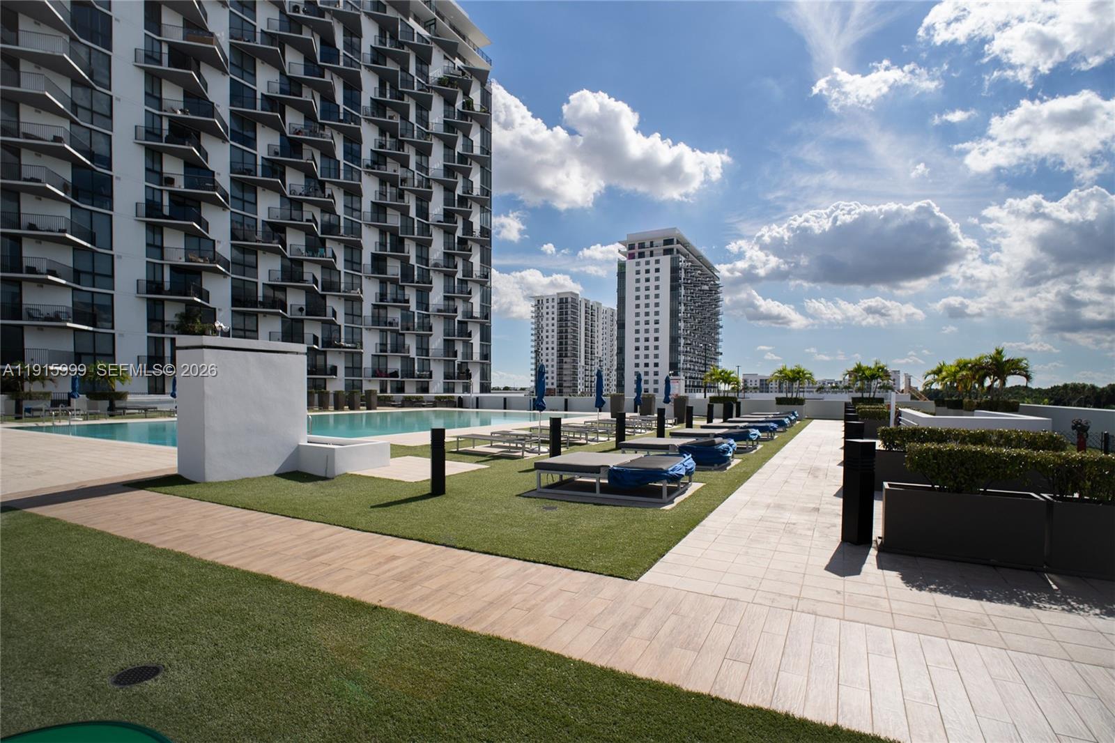 5300 Paseo Blvd # 812