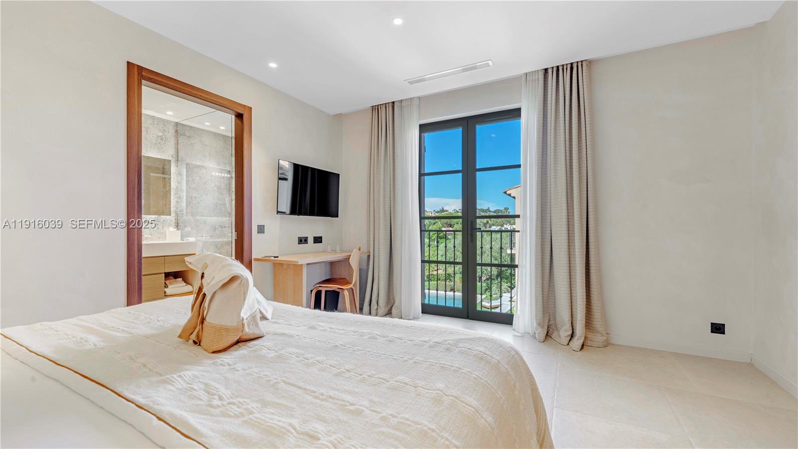 La belle Isnarde Euclia