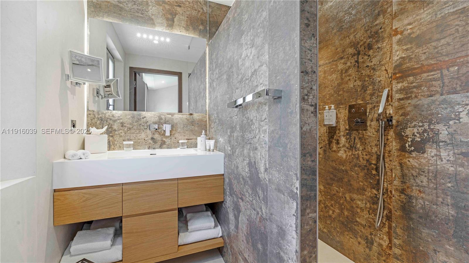 La belle Isnarde Euclia