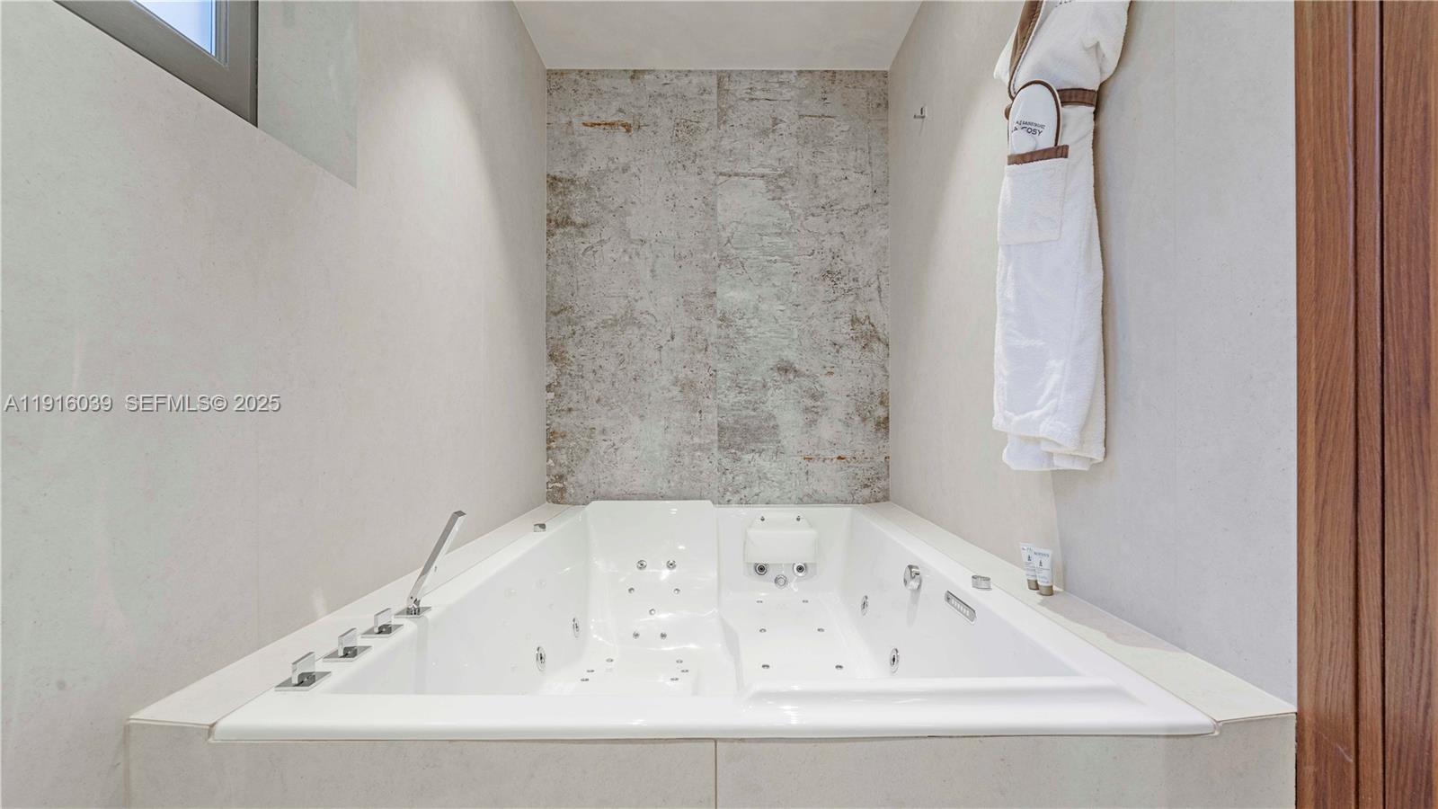 La belle Isnarde Euclia