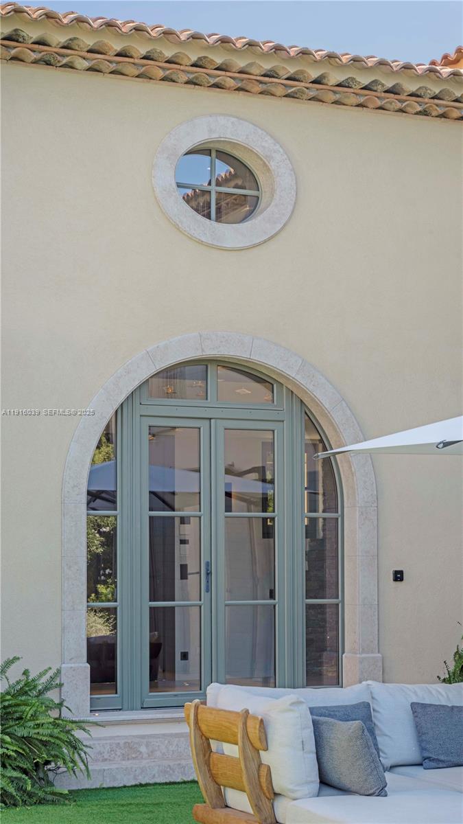 La belle Isnarde Euclia