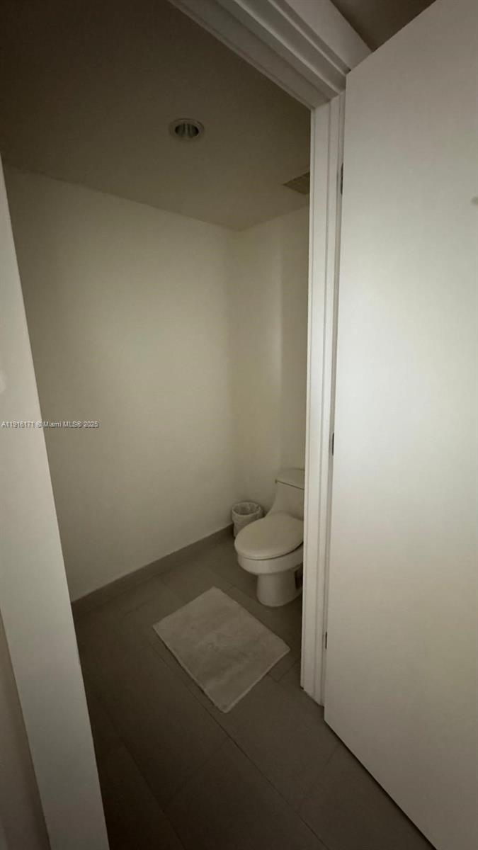 720 NE 62nd St # 103