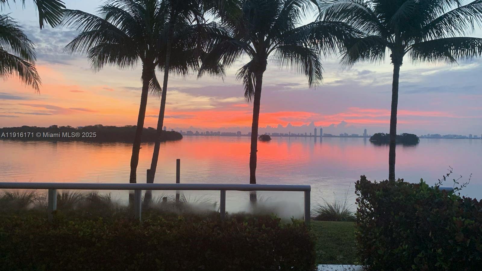 720 NE 62nd St # 103