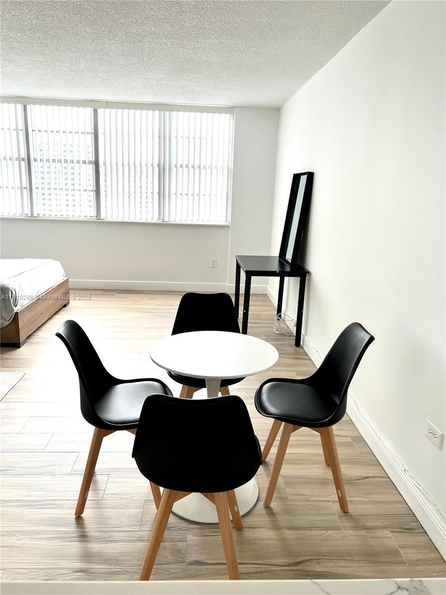 801 Brickell Bay Dr # 1469