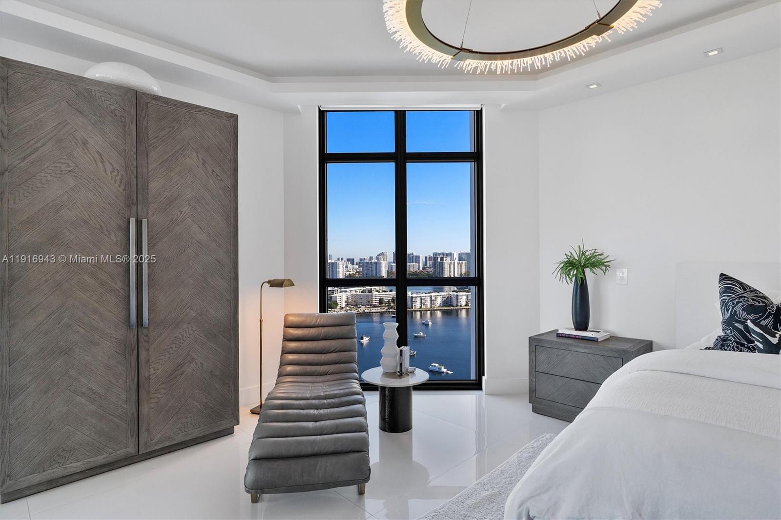 17301 Biscayne Blvd # 2202