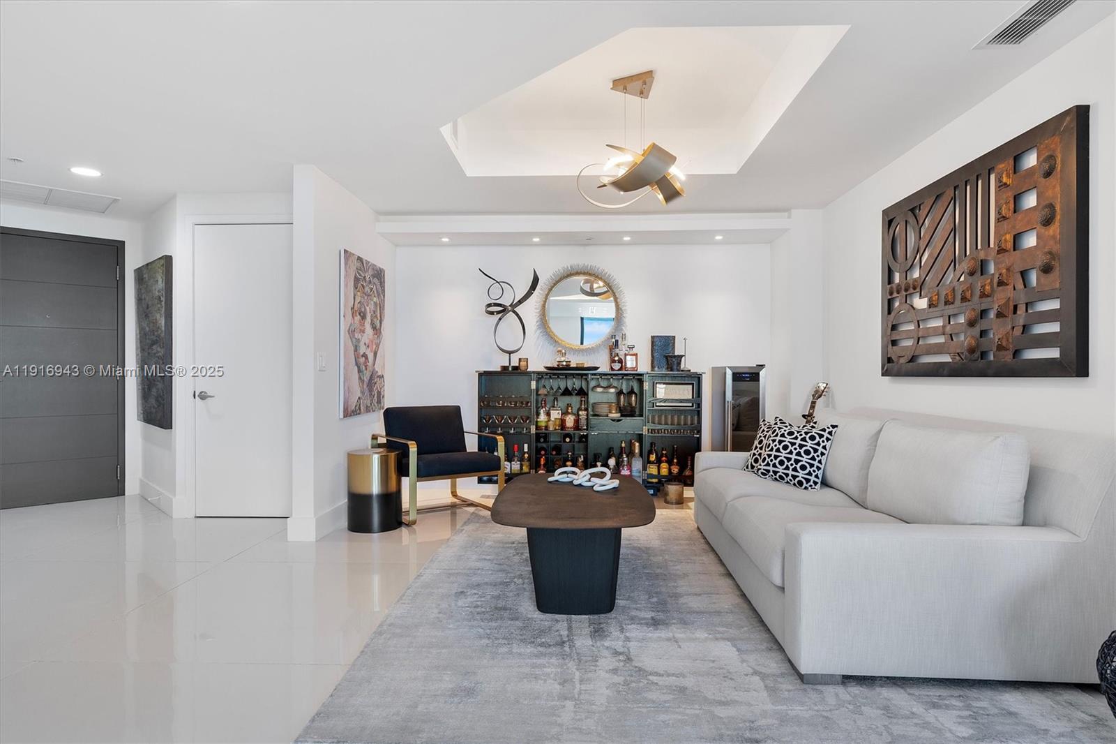 17301 Biscayne Blvd # 2202