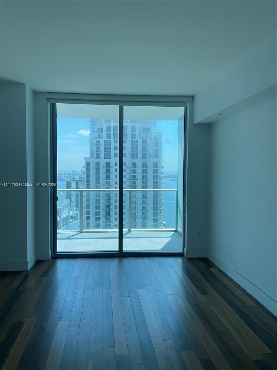 1100 S MIAMI AVE Unit: 4111