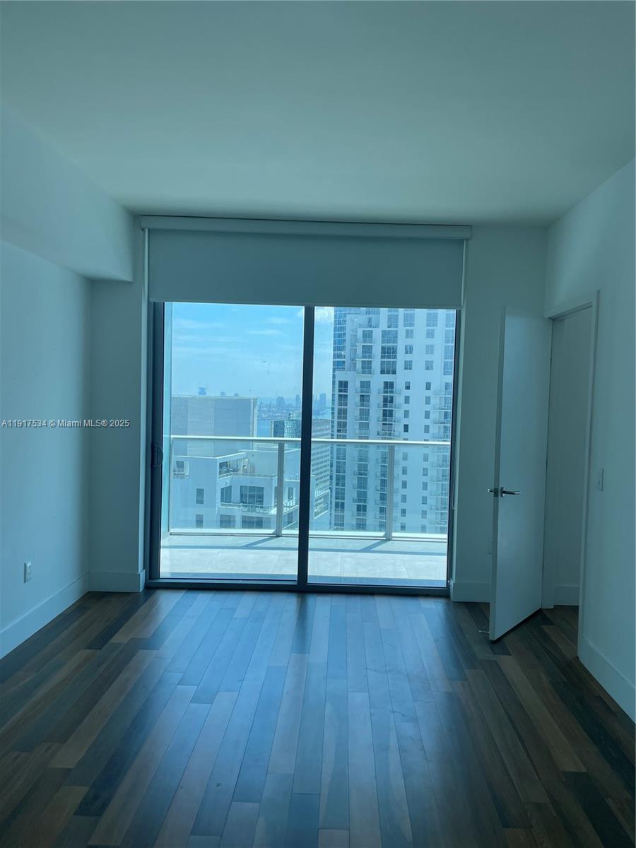 1100 S MIAMI AVE Unit: 4111