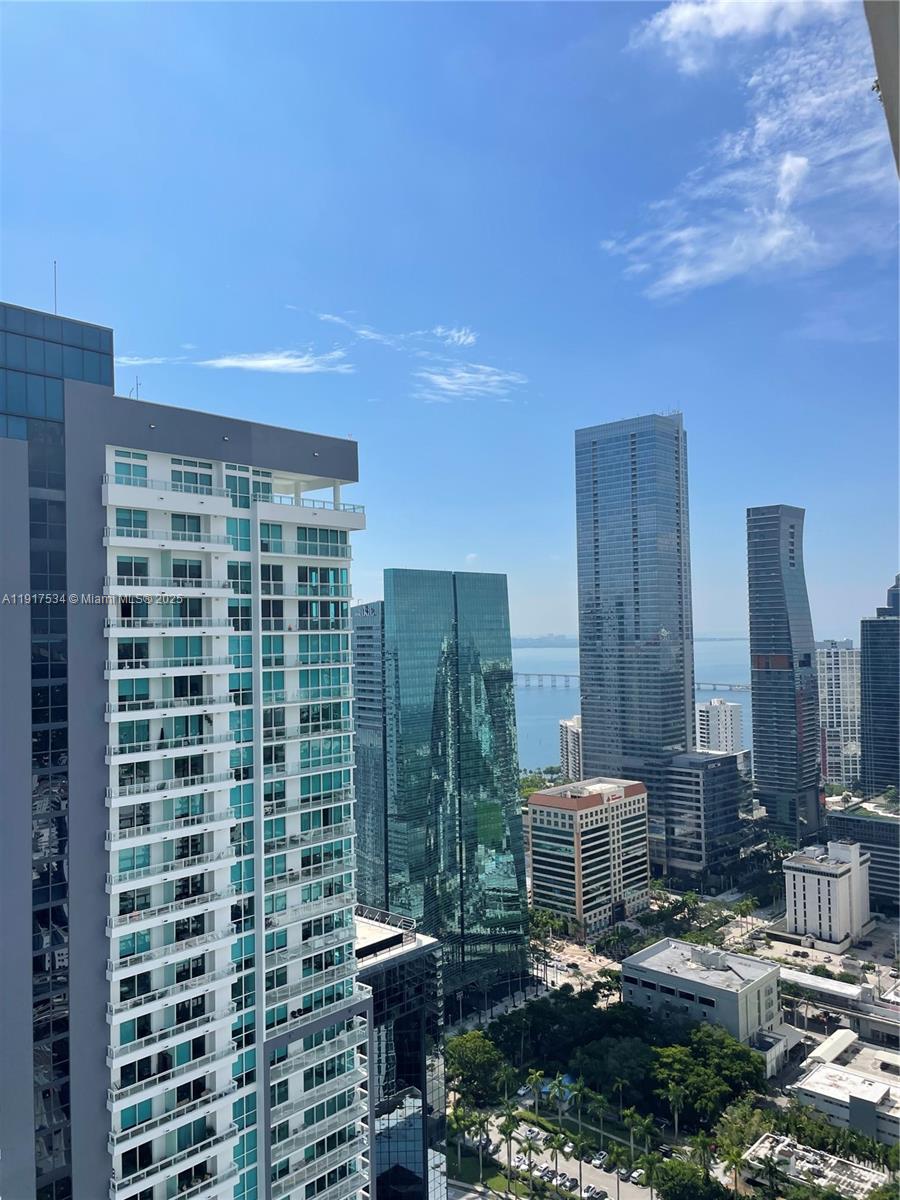 1100 S MIAMI AVE Unit: 4111