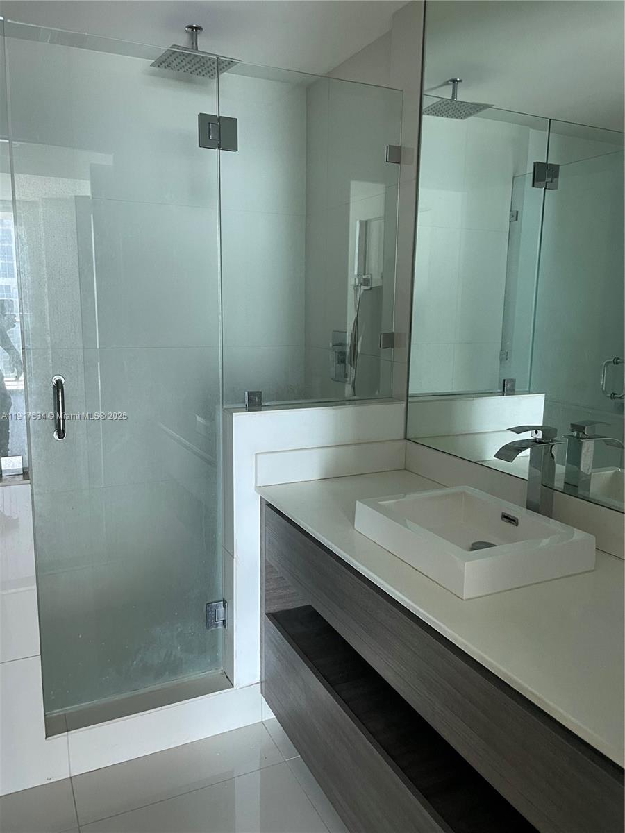 1100 S MIAMI AVE Unit: 4111