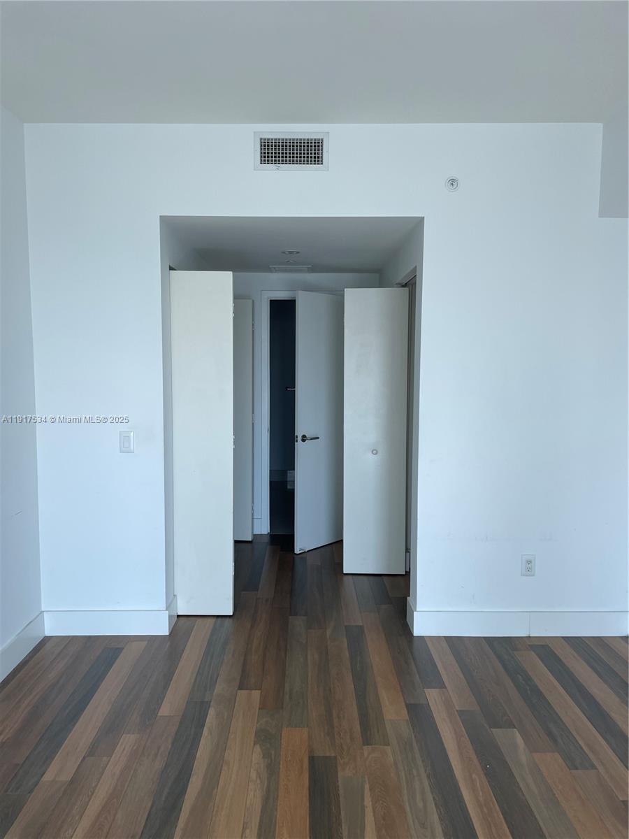 1100 S MIAMI AVE Unit: 4111