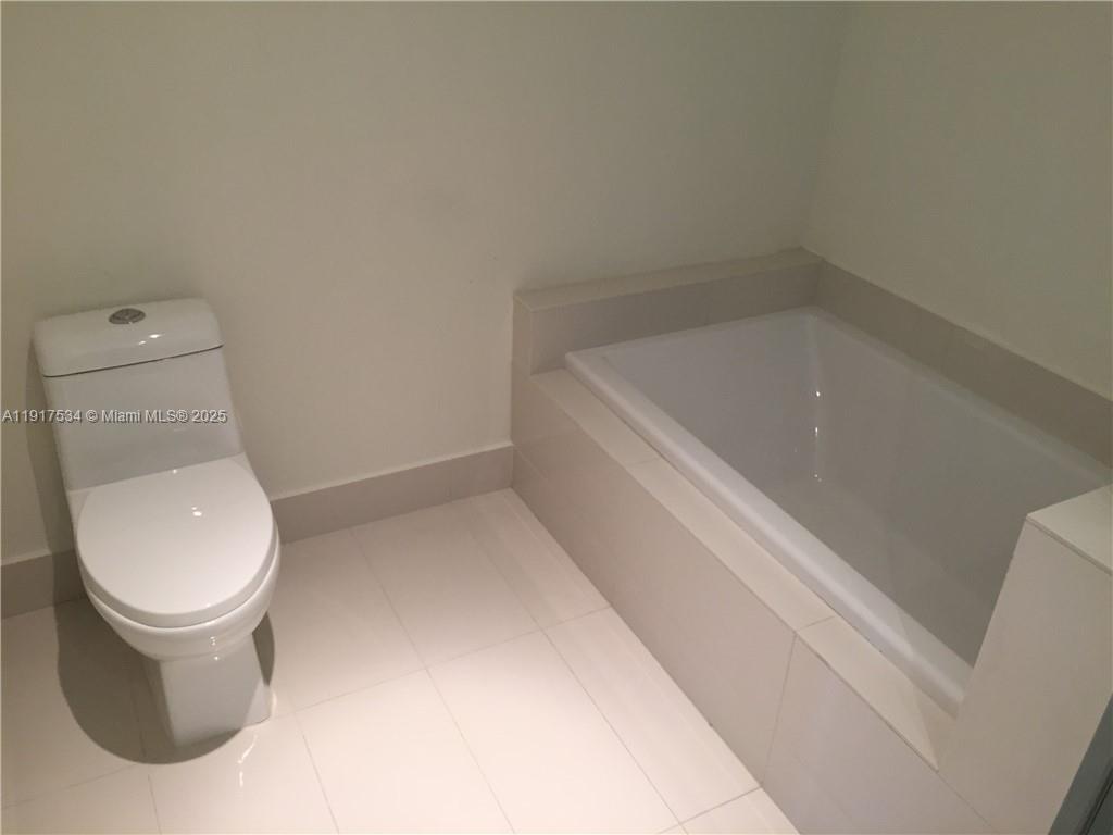 1100 S MIAMI AVE Unit: 4111