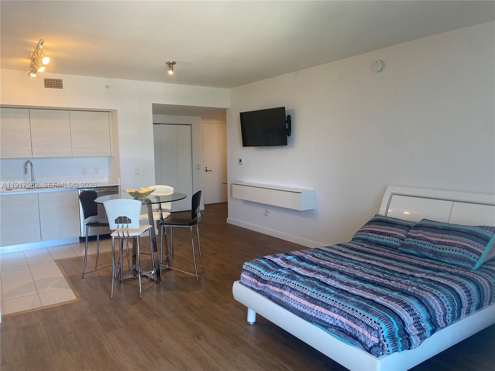 4250 Biscayne Blvd # 1006