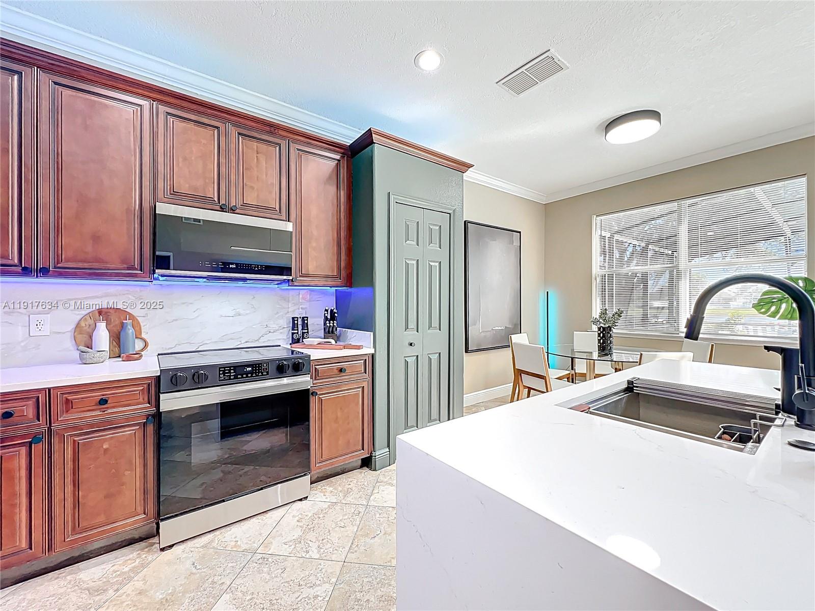 13430 Meadow Bay Loop