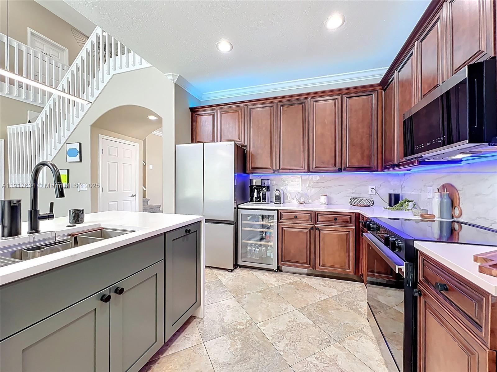 13430 Meadow Bay Loop