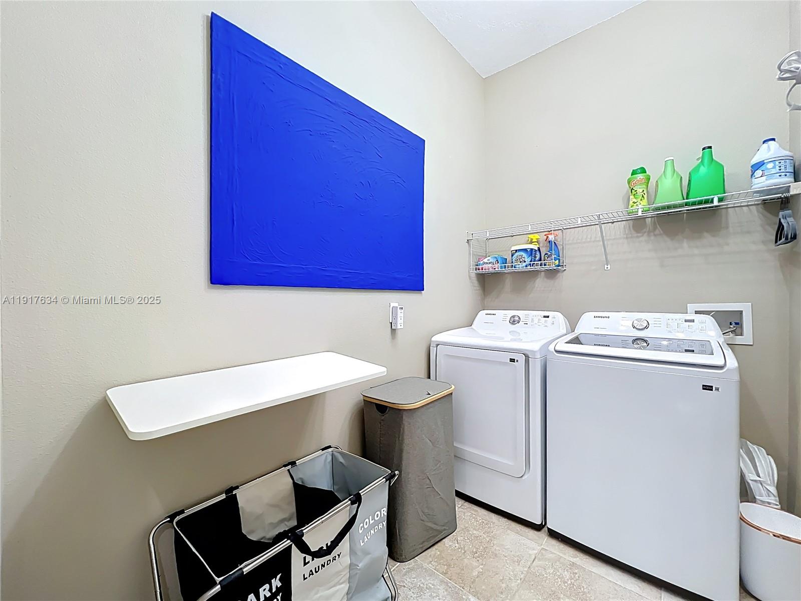 13430 Meadow Bay Loop