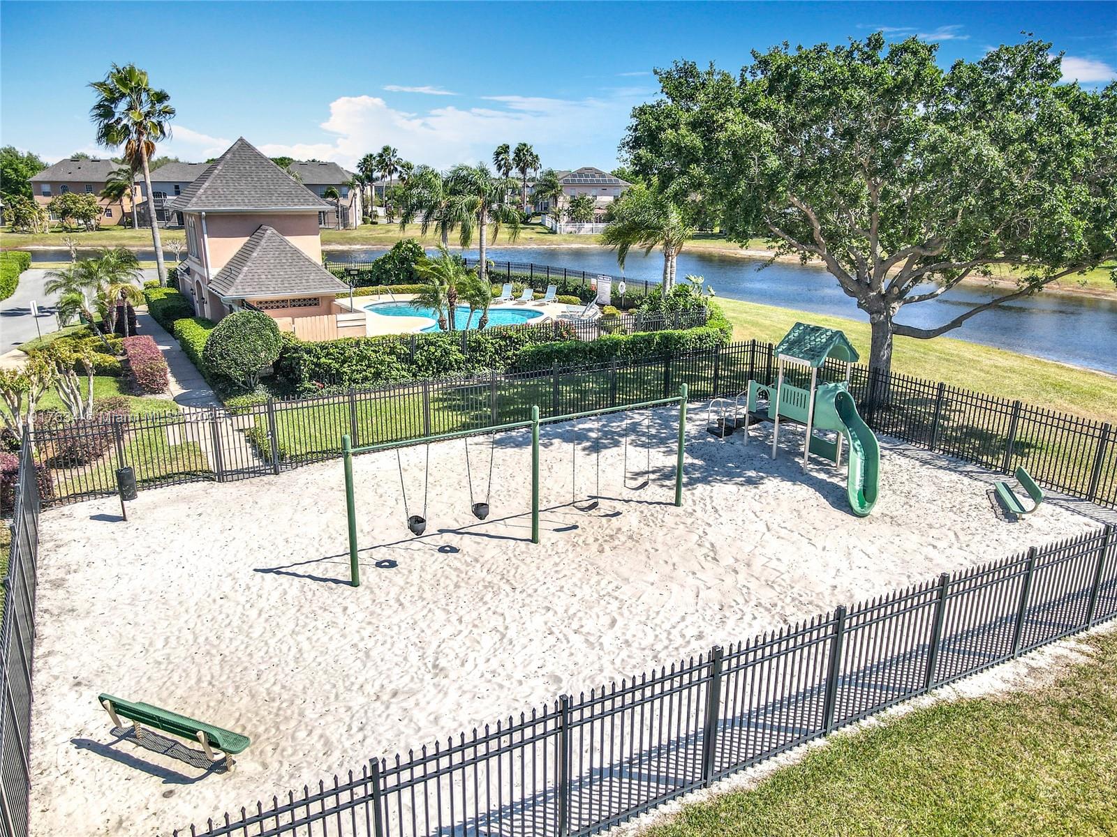 13430 Meadow Bay Loop