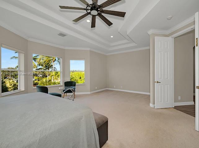 585 SW Yacht Basin Way