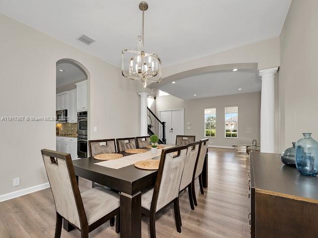 585 SW Yacht Basin Way