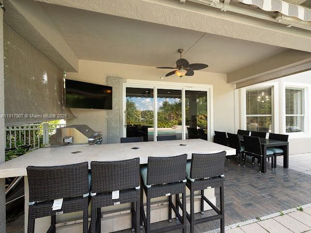 585 SW Yacht Basin Way