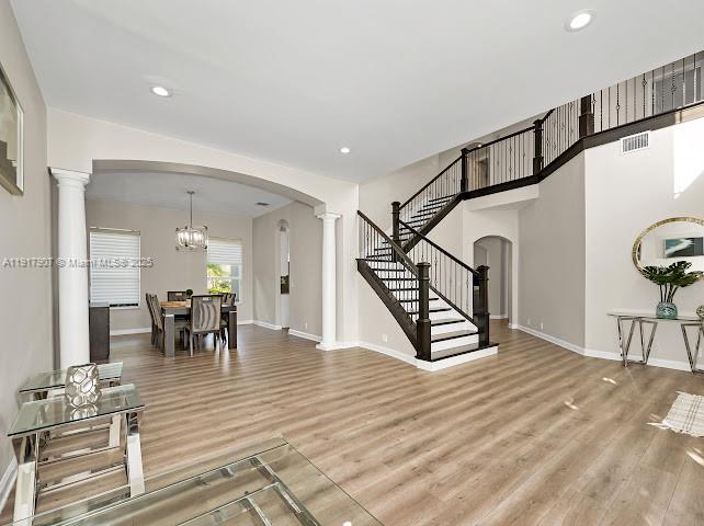 585 SW Yacht Basin Way