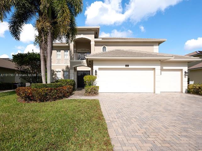 585 SW Yacht Basin Way