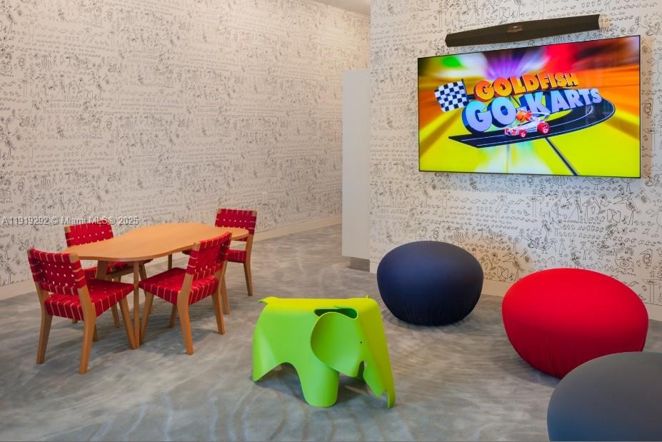 16901 Collins Ave # 2203